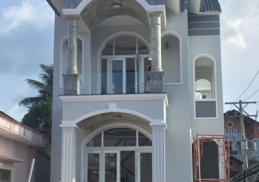 NHÀ PHỐ GẦN HOÀN THIỆN