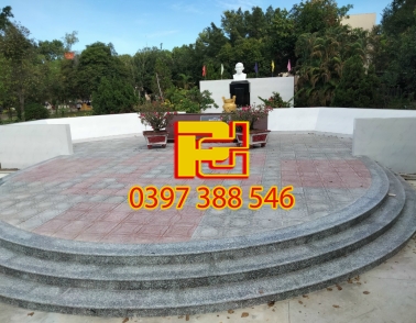 BỤC THỜ 