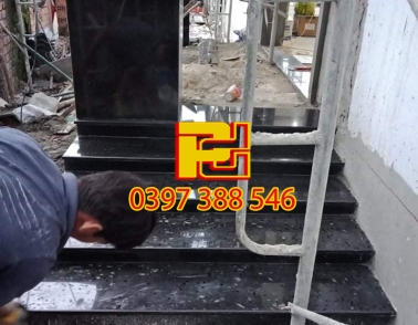 Bậc Tam Cấp Đá Đen 