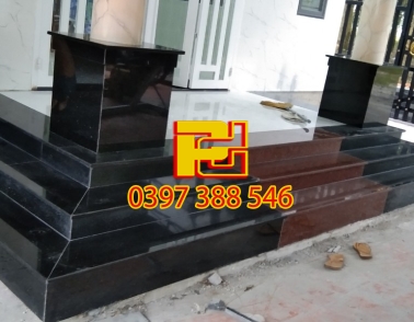 BẬC TAM CẤP ĐÁ HOA CƯƠNG