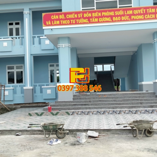 ỐP ĐÁ BẬC THANG TRƯỜNG HỌC