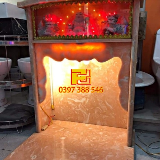 Bàn thờ ông địa ốp đá 
