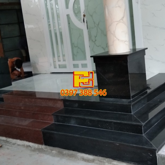 BẬC TAM CẤP ĐÁ HOA CƯƠNG