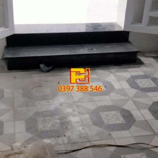BẬC TAM CẤP BẰNG ĐÁ HOA CƯƠNG TÂY NINH